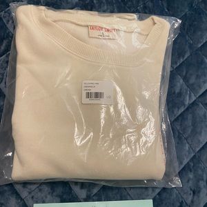 Taylor Swift Crewneck ♥️Loving Him Was Red Crewneck